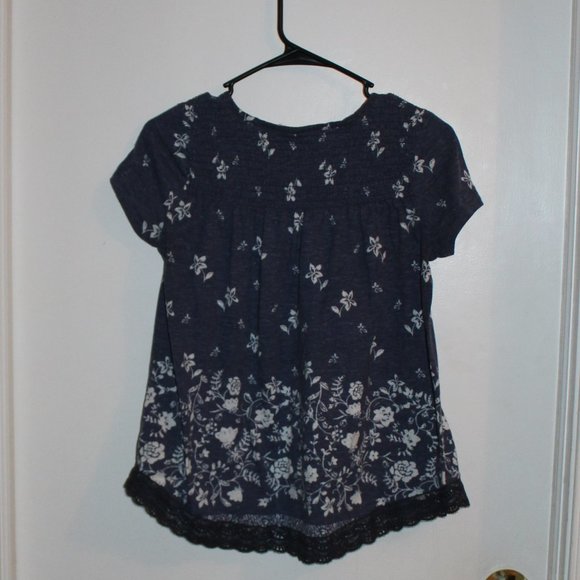 Jolt Navy Blue Floral Top - Picture 2 of 2